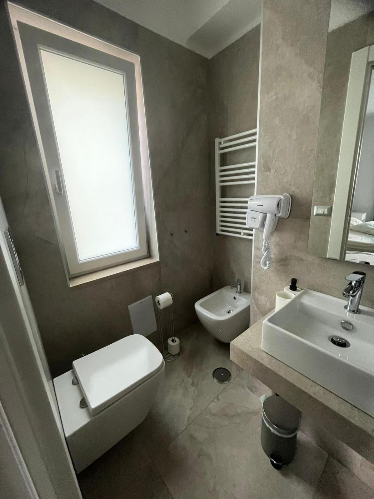 Domus Cervantes Apartment Neapel Exterior foto